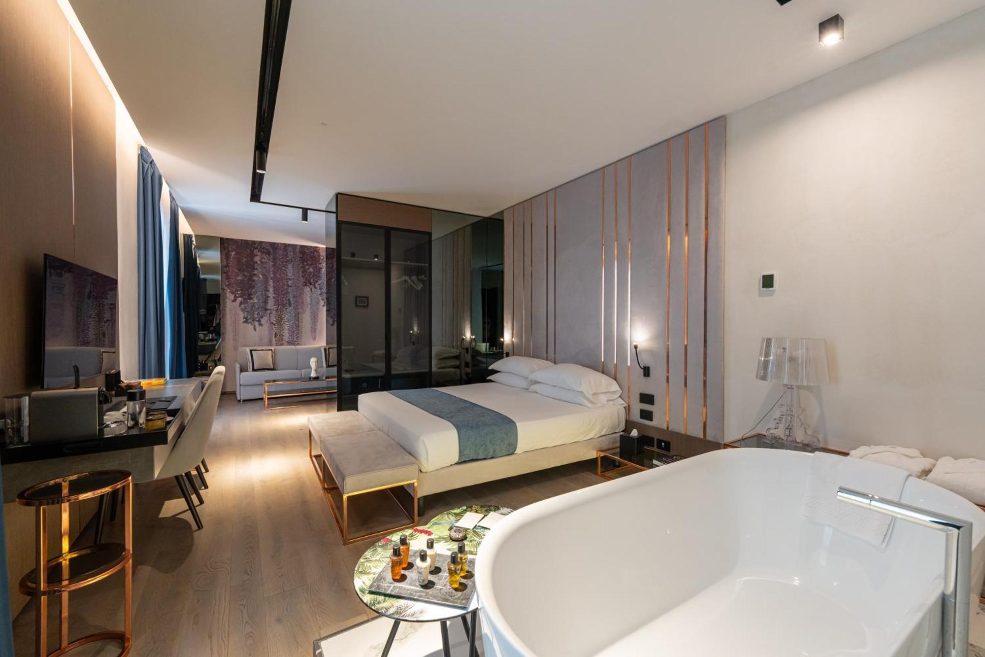 Agra Suites Naples Extérieur photo